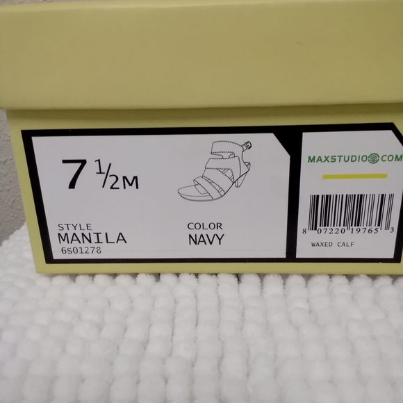 Max Studio navy Manila leather sandals - Picture 13 of 14